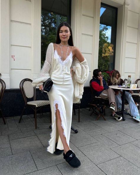 Aesthetic Instagram Photos, Long White Cardigan, Summer Fashion Accessories, Extreme Fashion, Lit Outfits, European Summer Outfits, Crochet Dresses, Looks Party, Mohair Cardigan