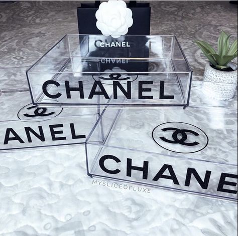 Chanel Office Decor, Diy Chanel Candle, Chanel Inspired Room, Bedroom Pillows Arrangement, Chanel Stickers, Chanel Room, Designer Tray, Chanel Book, Chanel Decor