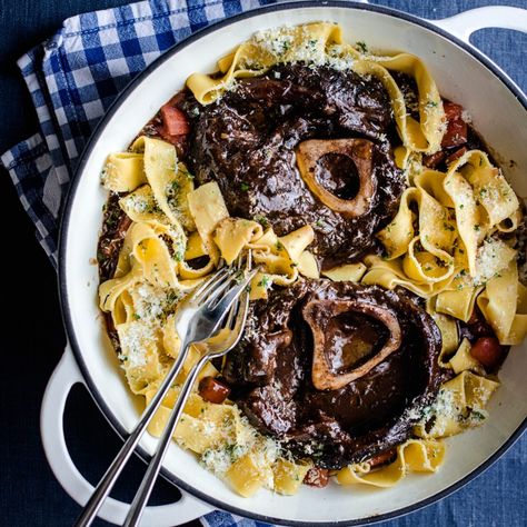 Oso Bucco Recipe, Beef Osso Bucco, Osso Bucco Recipe, How To Cook Lamb, Osso Bucco, Family Eating, Italian Cooking, Seasonal Recipes, Cooking Skills