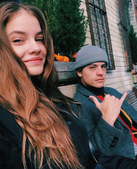 Dylan And Cole, Image Couple, Palvin Barbara, Dylan Sprouse, The Love Club, Friend Goals, Barbara Palvin, Cute Relationship Goals, Best Couple