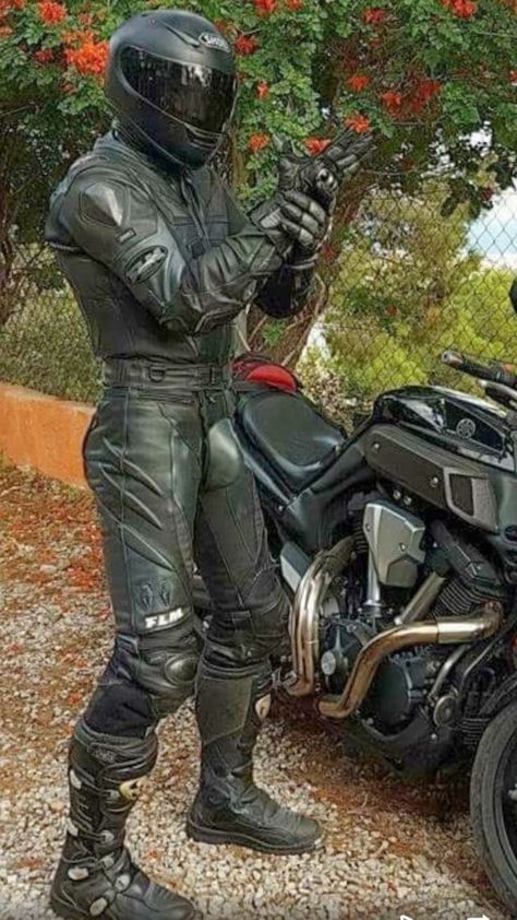 Motor Cycle Outfit, Motorcyclist Outfit, Motorbike Outfit, Motorcycle Gear Mens, Kit Conor, Motorcycle Suits Men, Pup Play, Biker Guys, Biker Boy