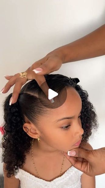 Hairstyle For Curly Hair Girls Kids, Curly Cute Hairstyles Natural Curls, Curly Girls Hairstyles Kids, Curly Girls Hairstyles, Kids Hairstyles With Headband, Curly Hair Girl Hairstyles Kids, Mix Girl Hairstyles Kids, Toddler Graduation Hairstyles, Easy Hairstyles For Kids For School