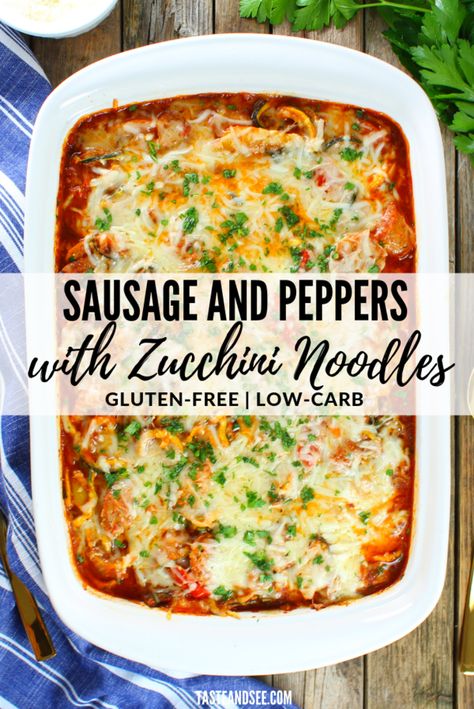 Zoodle Recipes, Spiralizer Recipes, Sausage And Peppers, Zucchini Noodles, Healthy Easy, Quick Healthy, Zucchini Recipes, Sausage Recipes, Parmesan Cheese