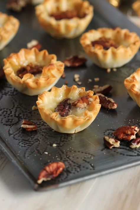 Pecan Brie and Brown Sugar Phyllo Bites - The Suburban Soapbox Pecan Brie, Phyllo Bites, Philo Dough, Filo Pastry Recipes, Pecan Baked Brie, Pecan Bites, Phyllo Cups, Mini Pecan Pies, Pecan Pies