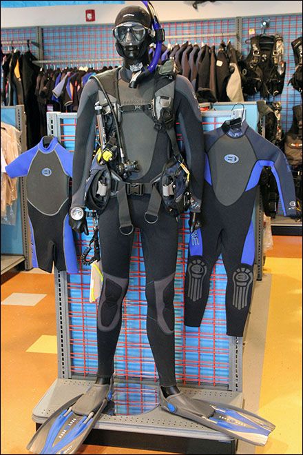 Scuba Suit, Scuba Shop, Scuba Diving Suit, Dive Mask, Scuba Diving Equipment, Shark Diving, Scuba Gear, Dive Shop, Diving Suit