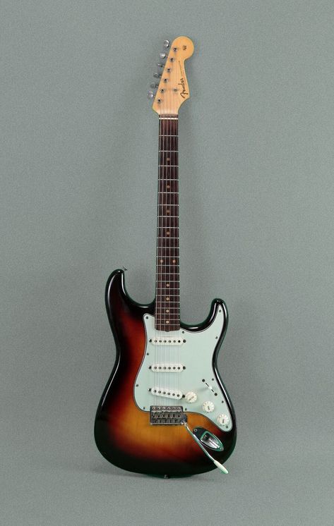 1960 Fender Stratocaster Sunburst Sunburst Stratocaster, Guitar Wallpaper, Fender Stratocaster Sunburst, Learn Guitar Chords, Fender Strat, Fender Electric Guitar, Fender Vintage, Stratocaster Guitar, Pedal Board