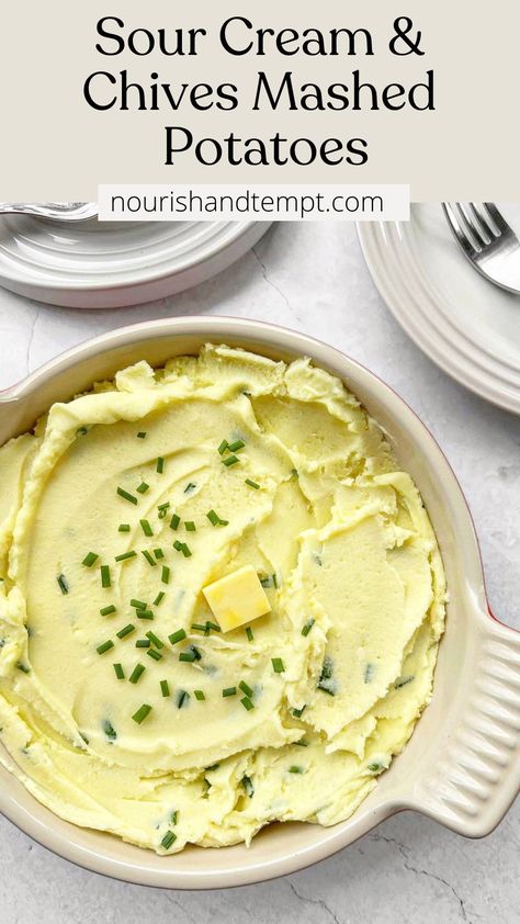 A serving dish with sour cream and chive mashed potatoes topped with fresh chives and a dollop of butter. Sour Cream And Chive Mashed Potatoes, The Best Mashed Potatoes Ever, Best Mashed Potatoes Ever, Recipe With Sour Cream, The Best Mashed Potatoes, Creamy Mashed Potatoes Recipe, Easy Roasted Vegetables, Best Mashed Potatoes, Mashed Potatoes Recipe