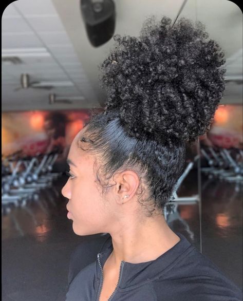 Curly Puff Natural Hair Black, Puff Natural Hair, Curly Puff, Workout Everyday, Morning Skincare Routine, Happy New Month, Morning Skincare, Natural Hair Beauty, Hair Laid