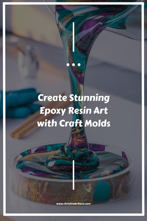 Pouring colorful epoxy resin into a mold for crafting art. Diy Epoxy Resin Projects, Artwork At Home, Epoxy Resin Projects, How To Make Resin, Simple Projects, Art Skills, Diy Epoxy, Art At Home, Disposable Gloves