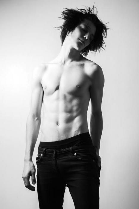 Nariman Malanov, Ash Stymest, Marlon Teixeira, Action Pose Reference, Male Pose Reference, Male Models Poses, Celebrity Guys, Anatomy Poses, Human Reference