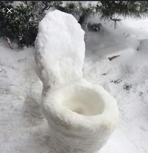 Plumbing Humor, Winter Humor, Christmas Things To Do, Diy Photo Book, Funny Snowman, Japanese Funny, Snow Sculptures, I Love Snow, Snow Pictures