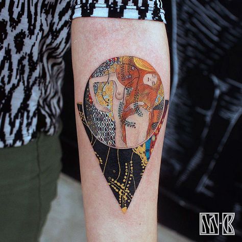 10+ Gustav Klimt Tattoos To Show Your Artistic Side | Bored Panda Gustav Klimt Tattoo, Klimt Tattoo, Art Inspired Tattoos, History Tattoos, Kunst Tattoos, Single Needle Tattoo, Muster Tattoos, Geniale Tattoos, Tatuaje A Color