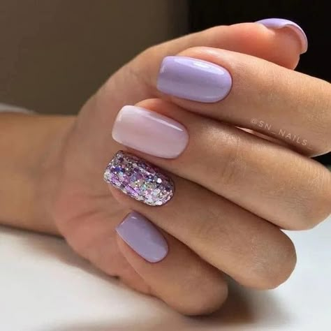 Lilac Nails, Lavender Nails, Glitter Gel Nails, Simple Gel Nails, Casual Nails, Cute Gel Nails, Nails 2023, Short Acrylic Nails Designs, Dipped Nails