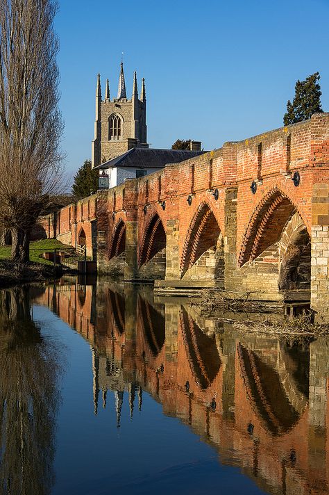 Great Barford Bridge, Bedfordshire My 10th gr grandmother Grace Wheeler was b in nearby Cranfield in 1594, before moving to Massachusetts. Bedford England, Tumblr Travel, England Homes, Timber Beams, The Flood, England And Scotland, Milton Keynes, Brickwork, West Side