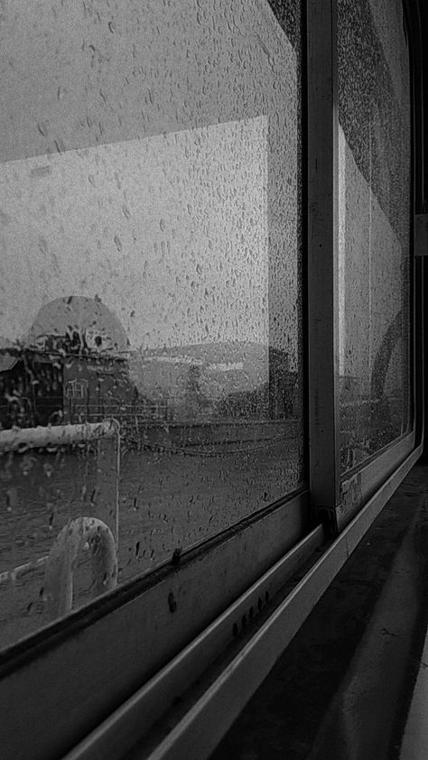 Grey Things Aesthetic, Grey Pictures, Color Vibe, Rainbow Aesthetic, Gray Aesthetic, Black And White Aesthetic, Grey Wallpaper, Aesthetic Themes, Rain Shower