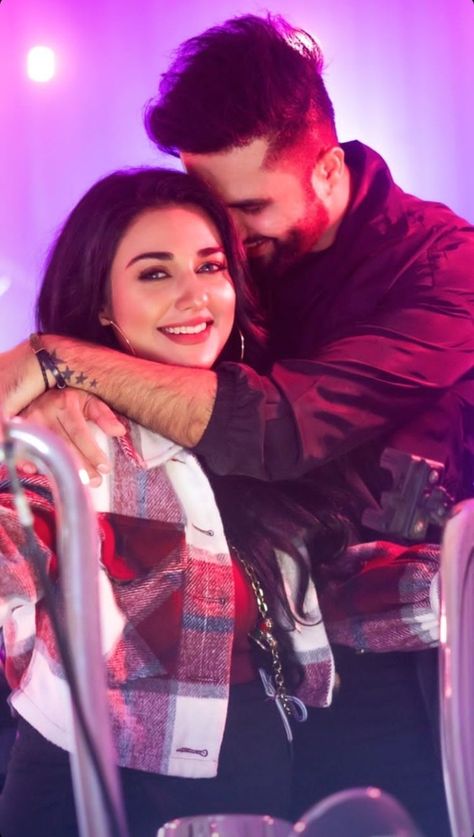 Purpose Pic Couple, Couples Dp, Sara Khan, Sarah Khan, Couple Dpz, Cute Couples Photography, Cute Couple Poses, Couple Photoshoot Poses, Couples Images