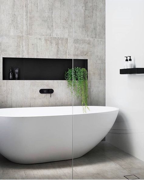 XAYGUN ARCHITECTURAL INTERIORS (@xaygunstudio) posted on Instagram: “Bathtub goals!! 🖤 A stunning grey palette with bold black features! A niche right near your bath is great for placing products in an easy…” • Jun 11, 2020 at 5:29am UTC Black Shelf, Bad Inspiration, Standing Bath, Freestanding Bath, Home Decor Quotes, Complete Bathrooms, Main Bathroom, Bathroom Renos, Free Standing Bath