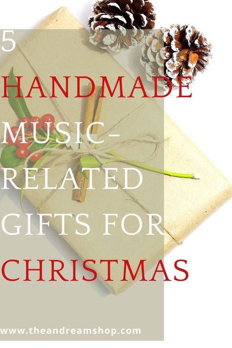 Gifts For Musicians Diy, Diy Gifts For Music Lovers, Christmas Gifts For Music Lovers, Music Christmas Gifts, Music Gift Ideas, Handmade Christmas Gift Ideas, Christmas Presents To Make, Musical Gifts, Musical Gift