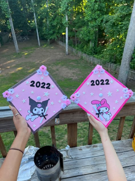 My Melody Graduation, Couple Graduation Caps, Twice Graduation Cap, Blackpink Graduation Cap, Graduation Cap Designs Sanrio, Matching Caps For Graduation, My Melody Graduation Cap, Nct Graduation Cap, Kawaii Graduation Cap