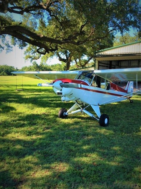 Single Engine Airplanes, Piper Cub, Planes For Sale, Private Planes, Piper Aircraft, Bush Plane, Small Airplanes, Airplane Flight, Private Aircraft