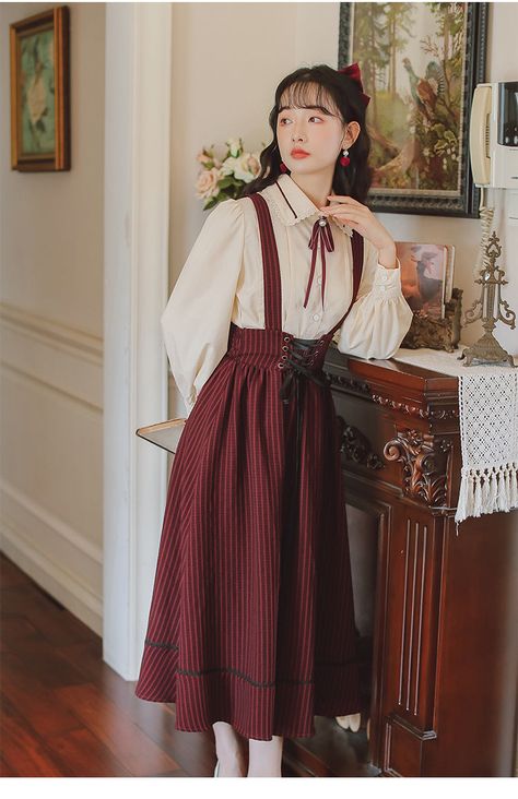 ❤Lace Collar Bowtie Shirt + Corset Stripe Skirt❤Unit (cm)   shirt  S.  Length 59 Shoulder Width 37 Sleeve Length 57 Chest 92  M.  Length 60 Shoulder Width 38 Sleeve Length 58 Chest 96  L.  Length 61 Shoulder width 39 Sleeve length 59 Chest measurement 100  XL  Length 62 Shoulder width 40 Sleeve length 60 Chest measurement 104   one piece  S.  Length 84 Waist 64  M.  Length 85 Waist 68  L.  Length 86 Waist 72  XL  Length 87 Waist 76 Light Academia Clothes, Light Academia Fashion, Shirt Corset, Drama Clothes, Dresses Fairy, Clothing Cottagecore, Clothes Cottagecore, Era Victoria, Clothes Green