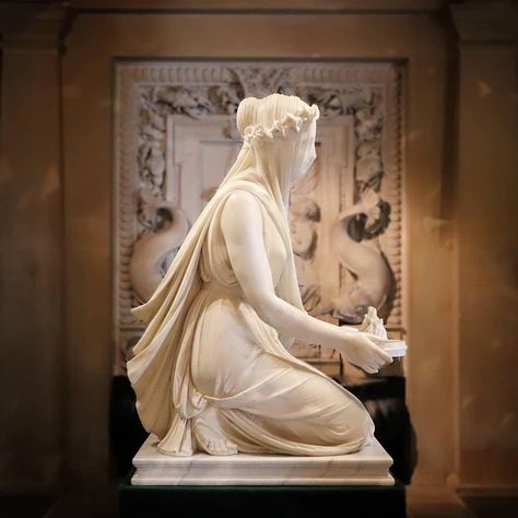 Veiled Vestal Virgin - Raffaele Monti, Chatsworth House Collection #sculpture #fineart #greekmythology #hestia Veiled Vestal Virgin, Veiled Vestal, Ancient Rome Aesthetic, Greek Goddess Aesthetic, Realistic Wishlist, Statue Drawing, Sculpture Reference, Vestal Virgin, Italian Statues