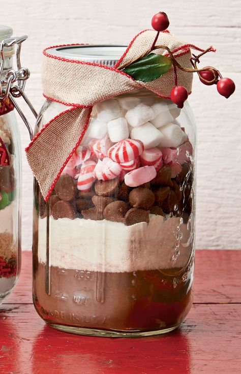 Make This Peppermint Hot Cocoa Mix on a Snowy Daythepioneerwoman Gifts People Actually Want, Creative Homemade Gifts, Hot Cocoa Mix Recipe, Hot Cocoa Gift, Peppermint Hot Cocoa, Cocoa Gift, Hot Cocoa Mix, Hot Chocolate Gift, Homemade Food Gifts