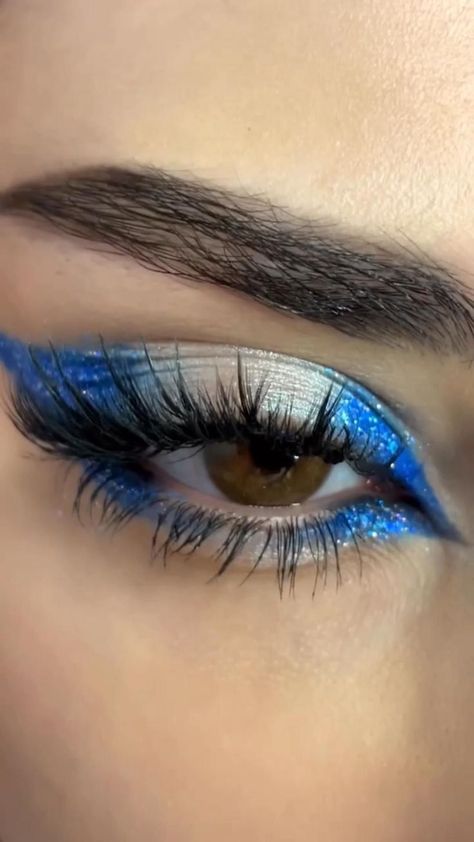 Color Guard Makeup, Dance Competition Makeup, Football Makeup, Competition Makeup, Cheer Makeup, Halo Eyeshadow, Halo Eye Makeup, Makeup Ojos, Show Makeup