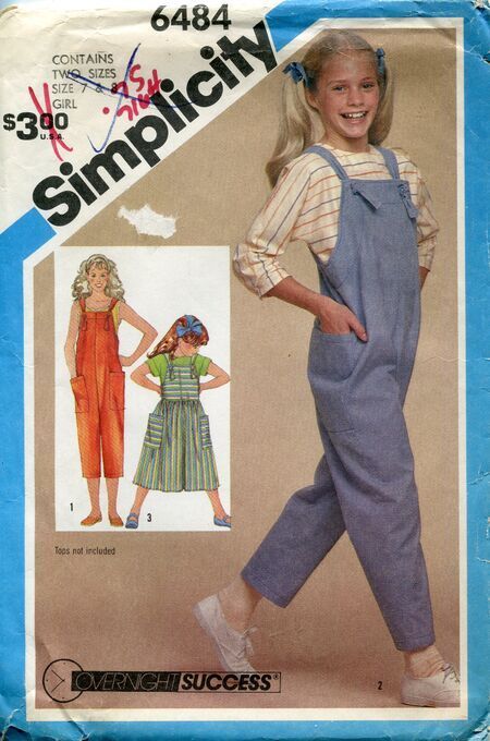 90s Jumper Outfit, 90s Jumper, Vintage Overalls, Jumper Outfit, 80s Outfit, Big Pockets, Big Love, Modern Fashion, Sewing Pattern