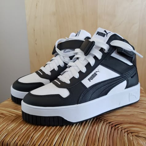 Puma Sneakers