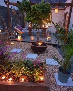 Courtyard Gardens Design, Cozy Backyard, Patio Furniture Ideas, Have Inspiration, Backyard Inspo, Backyard Makeover, Outdoor Patio Decor, Small Backyard Design, Rustic Garden Decor