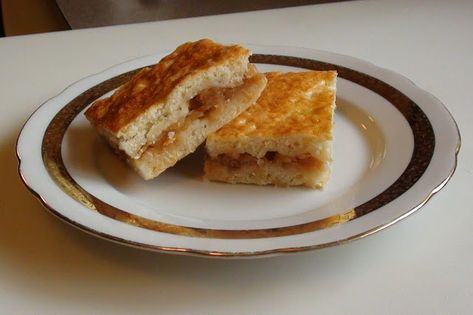 zsuzsa is in the kitchen: APPLE SQUARES - ALMÁSPITE Apple Squares, Hungarian Chicken, Apple Square, Curd Cheese, Hungarian Desserts, Chicken Stuffing, Apple Pastry, Hungarian Paprika, Hungarian Food