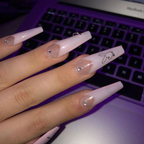 Bfast Idea, Bunny Nails, Ombre Acrylic Nails, Edgy Nails, Grunge Nails, Long Acrylic Nails Coffin, Coffin Shape Nails, Makijaż Smokey Eye, Long Square Acrylic Nails