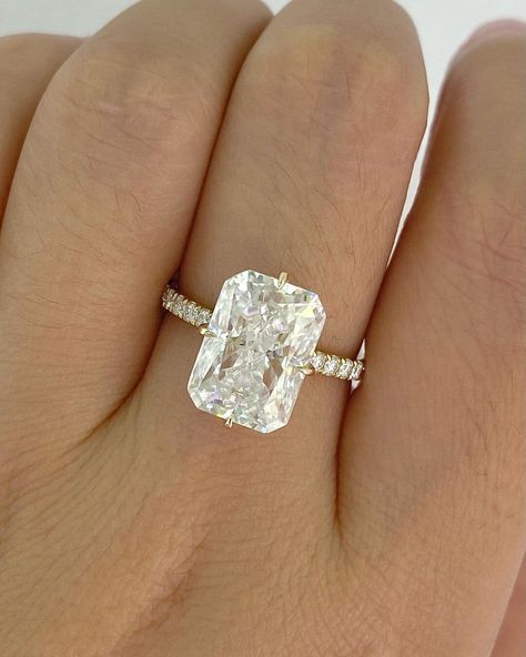 Radiant Cut Moissanite Ring, Bridesmaid Ring, Radiant Engagement, Radiant Moissanite, Radiant Cut Rings, Radiant Engagement Rings, Ring Rosegold, Wedding Rings Halo, Natural Diamond Ring