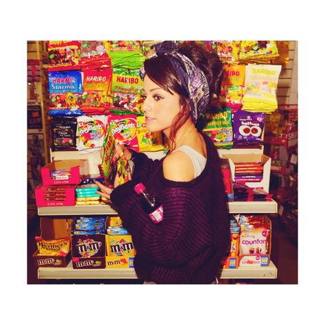 Una imagen de Cher Lloyd ❤ liked on Polyvore Cher Hair, Music Photoshoot, Soft Grunge Aesthetic, Cher Lloyd, Hair Icon, Blogger Girl, Soft Grunge, Girl Crushes, Girly Fashion