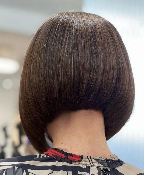 Bob Back View Short, Short Bob 360 View, Bobs Shorter In Back, Short Bob Back View Neckline, Micro Bob Back View, Hair Shots, A Bob Haircut, Ladies Hairstyles, A Line Bobs