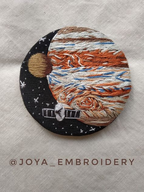 Black Hole Embroidery, Universe Embroidery, Galaxy Embroidery, Space Embroidery, Space Stuff, Embroidery Lessons, Textile Art Embroidery, Embroidery Wall Art, Crochet Weaves