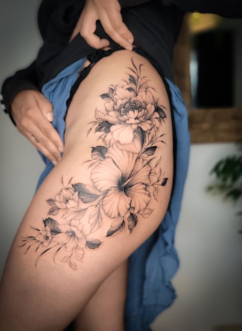 Hibiscus Hip Tattoos Women, Hibiscus Thigh Tattoo, Tropical Hip Tattoo, Hibiscus Flower Tattoos On Thigh, Hawaiian Thigh Tattoo Women, Tropical Flower Hip Tattoo, Floral Thigh Piece, Hips Tattoo, Vibes Tattoo