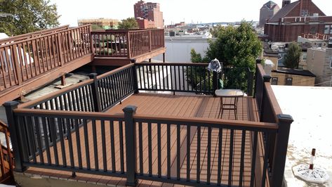 Trex Deck Railing, Black Spindles, Trex Deck Colors, Brown Deck, Diy Stair Railing, Composite Railing, Black Railing, Trex Transcend, Deck Colors