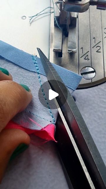 Snap Fasteners How To Use, How To Sew Corners, Sewing Corners Tips, Sewing Tips And Tricks Videos, Sewing Skills Tutorials, Sew Corners, Sewing Times, Corner Sewing, Sewing Corners