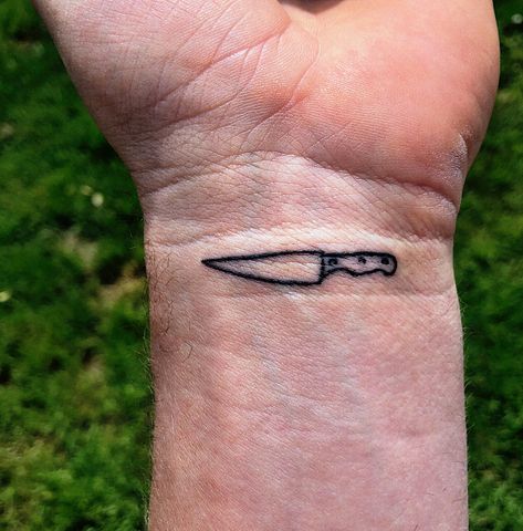 Chef Finger Tattoo, Tiny Chef Tattoo, Knife Tattoo Simple, Small Knife Tattoo, Tattoo For Chef For Men, Small Chef Tattoos, Chef Knife Finger Tattoo, Kitchen Knife Tattoo, Chef Knife Tattoo