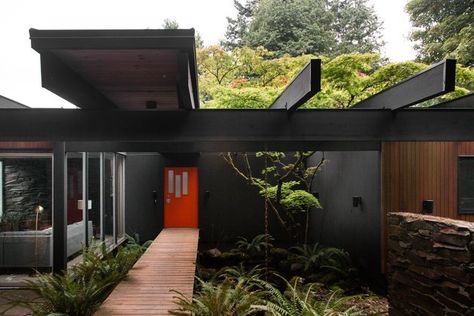 Exterior Home Styles Ideas and Inspiration | Hunker Midcentury Modern Exterior, Bold Front Door Colors, Exterior Color Palette, Mid Century Exterior, Modern Exterior Doors, Craftsman Exterior, Stucco Exterior, Buy A House, Exterior Home