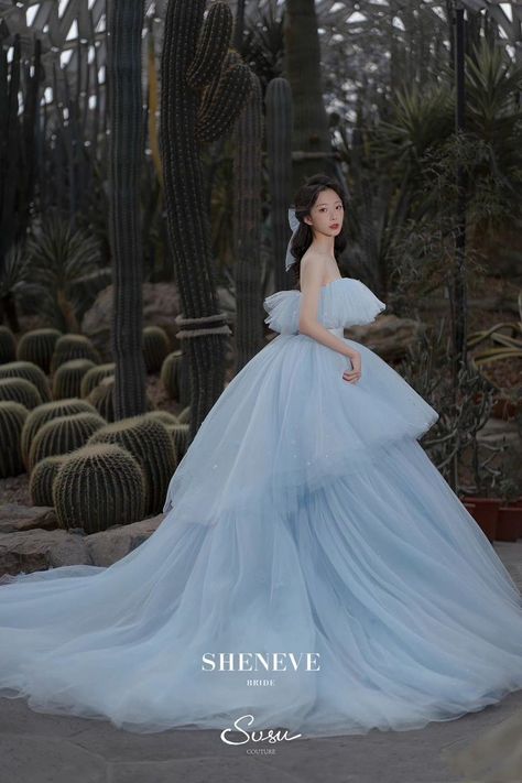 Ball Gowns Fantasy Princess, Blue Gown Aesthetic, Debut Gowns 18th, Debut Gowns 18th Elegant, Stolen Pic, Gown Aesthetic, Ball Gowns Fantasy, Ruffle Tulle Dress, Debut Gowns