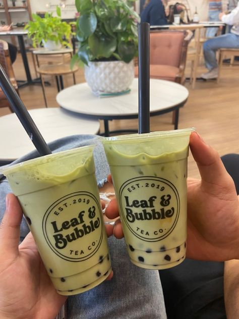 #boba #matcha #greentea #matchalatte #milktea #bobatime #cafe Matcha Milktea, Boba Matcha, Boquette Flowers, Wallpaper Photos, Iphone Wallpaper Photos, Matcha Green, Matcha Green Tea, Matcha Latte, Bubble Tea