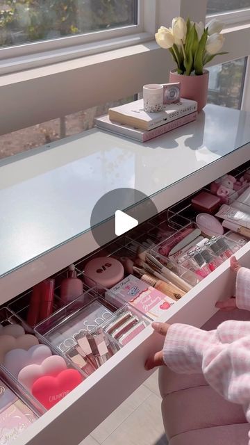 Heart Defensor Telagaarta on Instagram: "organizing and restocking my new makeup drawer 🎀🧸 what should we organize next? perfume or handbags?  #makeuporganization #asmrvideo" Organizing And Restocking, Makeup Organization Ideas, Next Perfume, Makeup Drawer, New Makeup, Asmr Video, Makeup Organization, Maquillaje De Ojos, Drawers