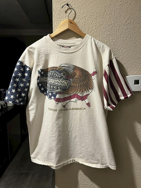 Harley Davidson American Eagle 🦅 1995 Harley Davidson Outfits Men, Harley Davidson Outfits, Harley Davidson Eagle, Harley Davidson Tee, Men's Tops, Vintage Harley Davidson, Clothing Design, Outfits Men, Vintage Harley