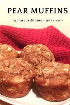 Asian Pear Muffins, Pear Muffins Recipes Easy, Pear Deserts Recipes Easy, Canned Pears Recipes Simple, Recipes Using Fresh Pears, Pear Muffins Healthy, Fresh Pear Recipes Easy, Pear Desserts Easy Simple, Pear Cake Recipes Easy