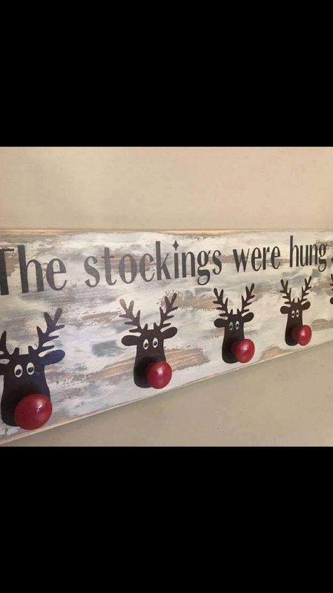 Infant Halloween, Craft Painting, Christmas Stockings Diy, Painting Paper, Christmas Stocking Holders, 12 December, Easy Ideas, Christmas Wood, Holiday Diy