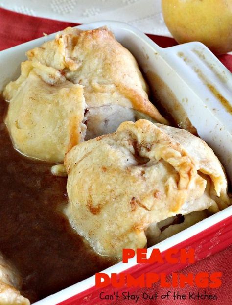 Dessert Dumplings, Peach Dumplings, Apple Dumpling Recipe, Dumpling Dough, Parfait Desserts, Peach Desserts, Dessert Dips, Amish Recipes, Peach Pie