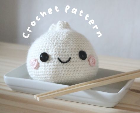 Food Crochet Pattern, Food Crochet, Embroidery Yarn, Bao Buns, Confection Au Crochet, Kawaii Crochet, Crochet Food, Crochet Simple, Fun Crochet Projects